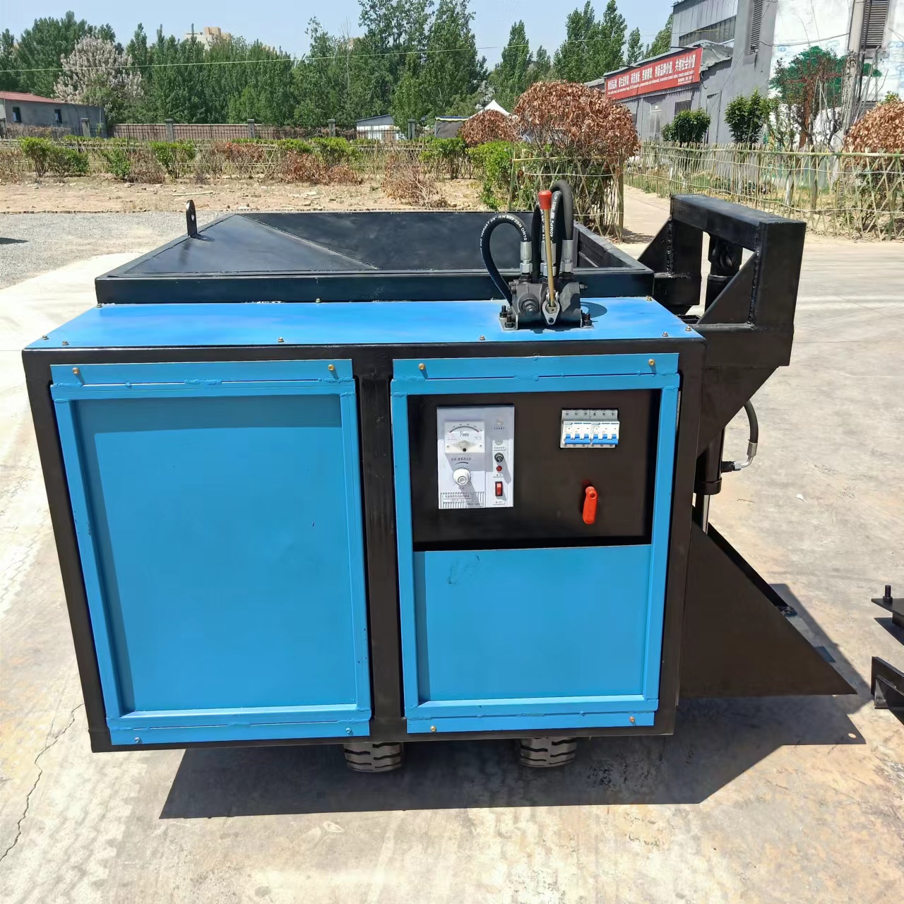 400 Type Self-propelled Curb Forming Machine