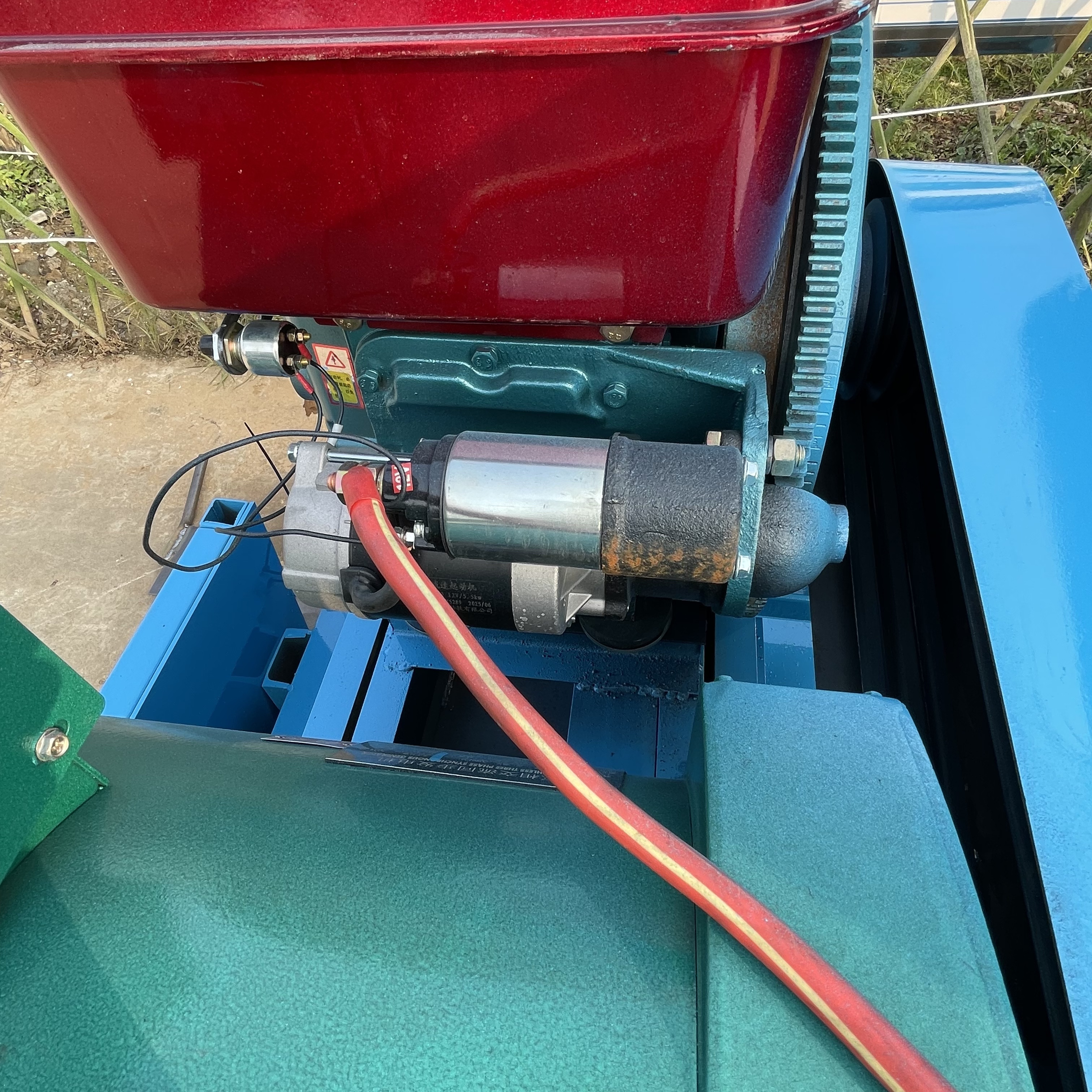 Hydraulic Self-propelled Canal Forming Machine (Trapezoidal Irrigation Canal)