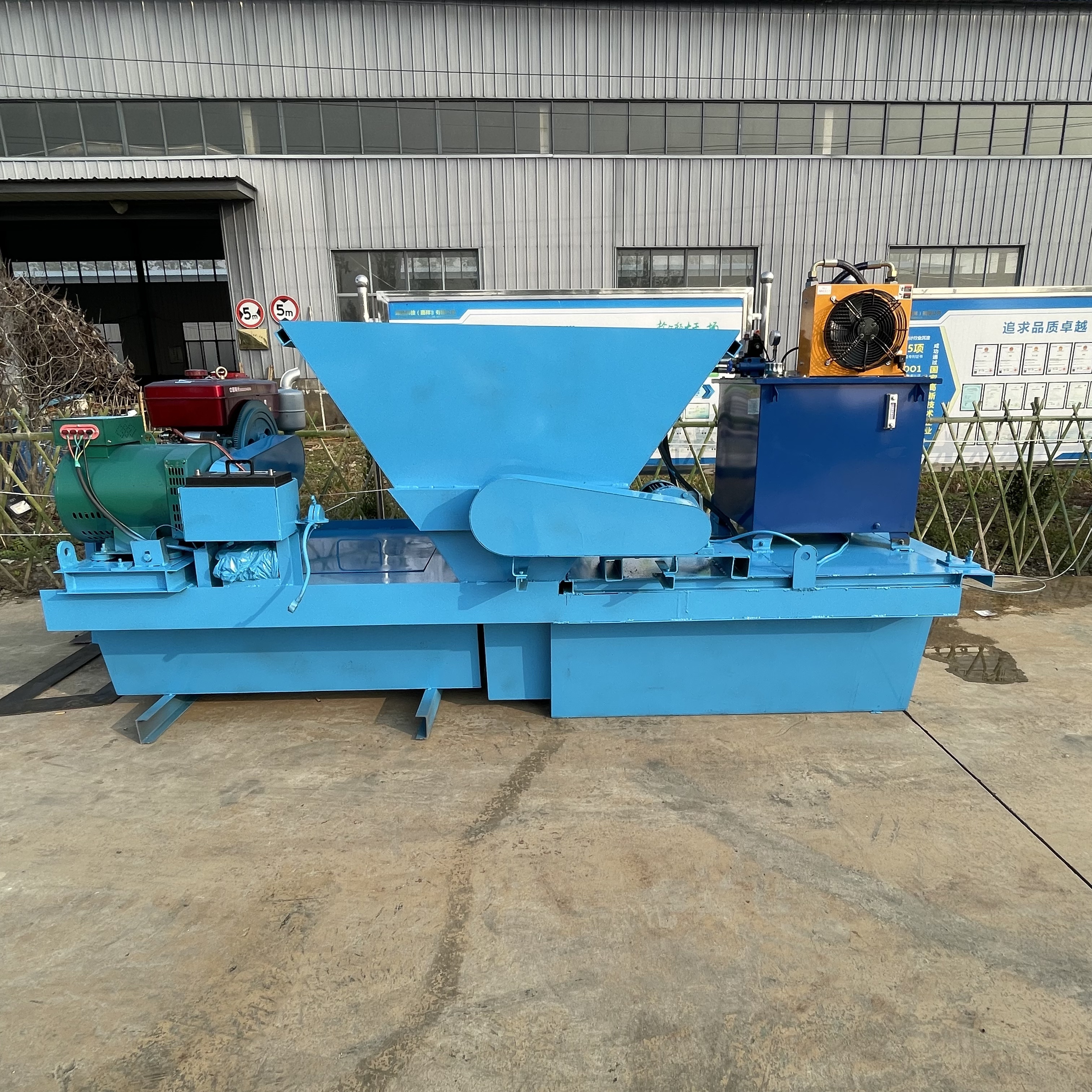 Hydraulic Self-propelled Canal Forming Machine (Trapezoidal Irrigation Canal)