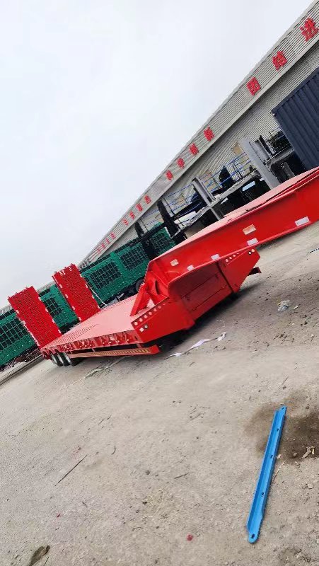 Low-bed Semi-trailer (Lowboy Semi-trailer)