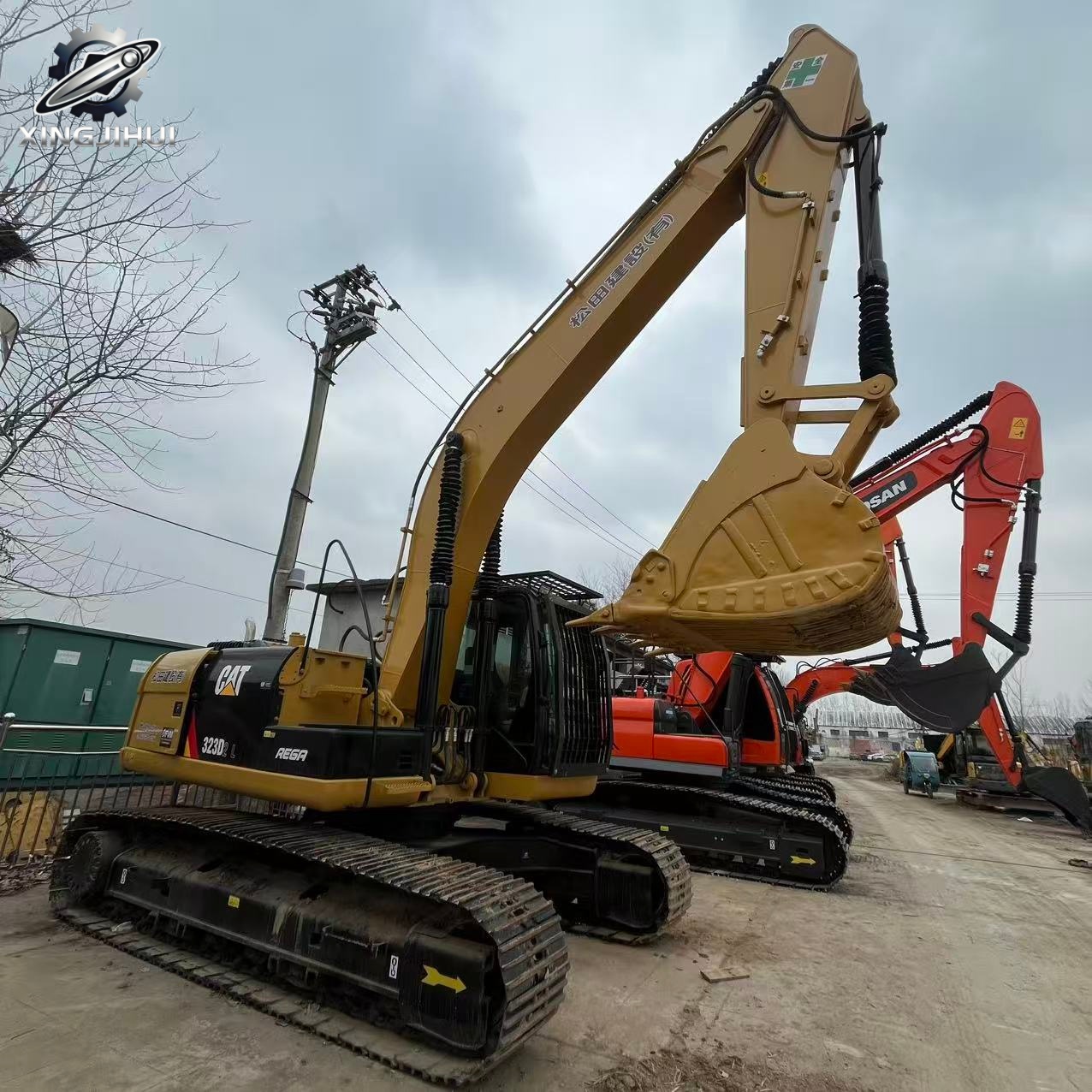 Used CAT323D2L Crawler Excavator