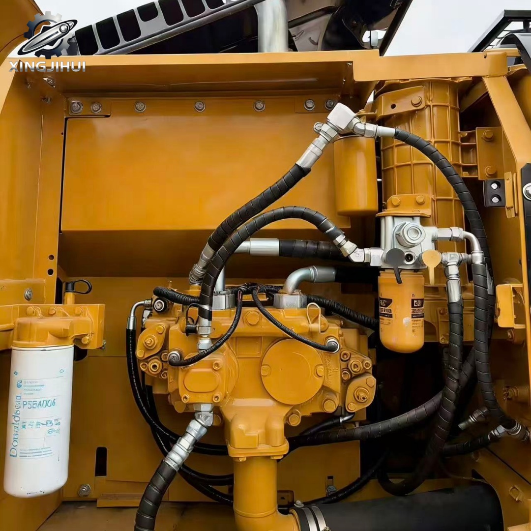 Used CAT323D2L Crawler Excavator