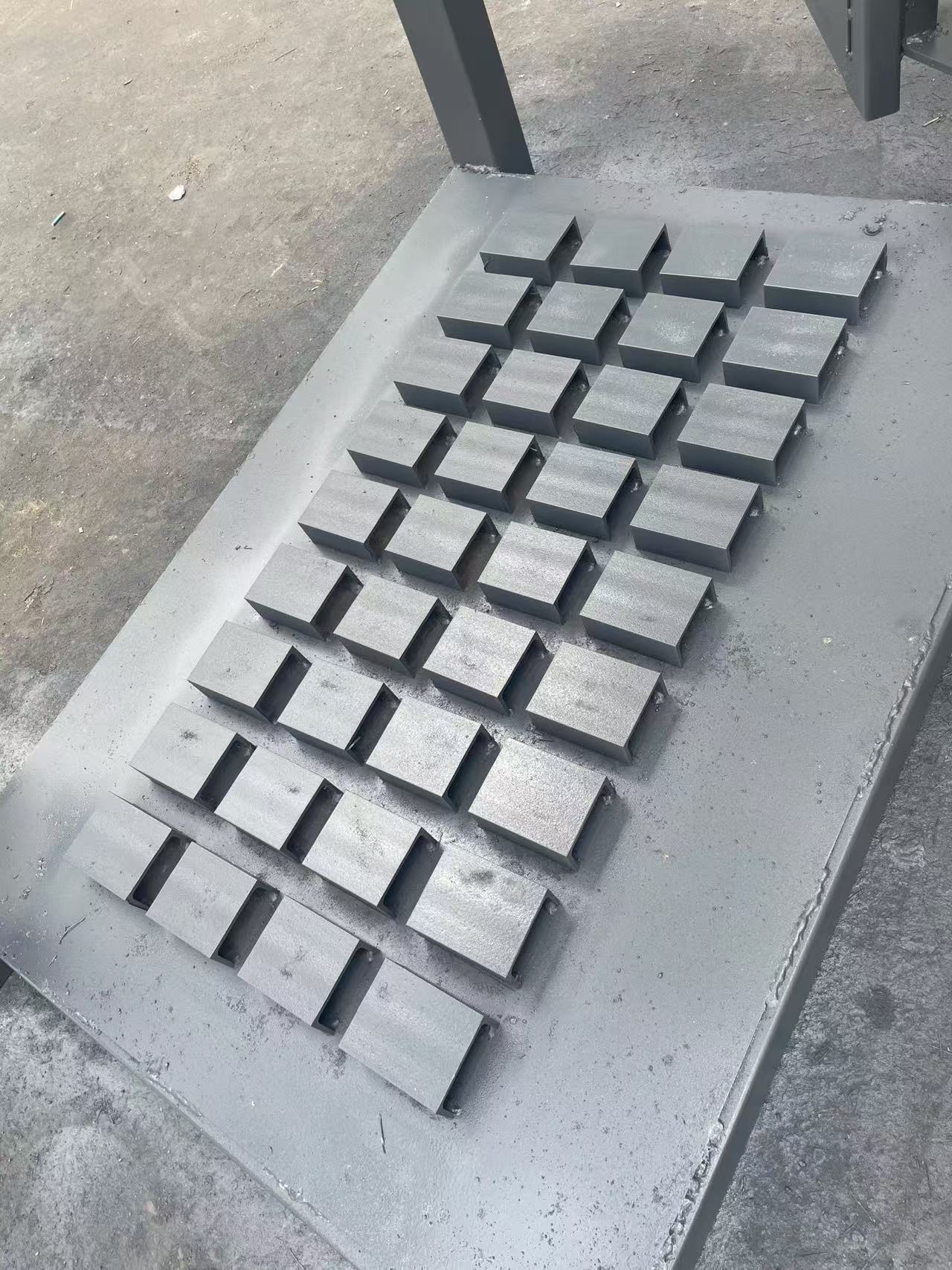 LY Series Vertical Four-Door Hydraulic Baler 20T-60T for Clothing & Plush Toy Compression