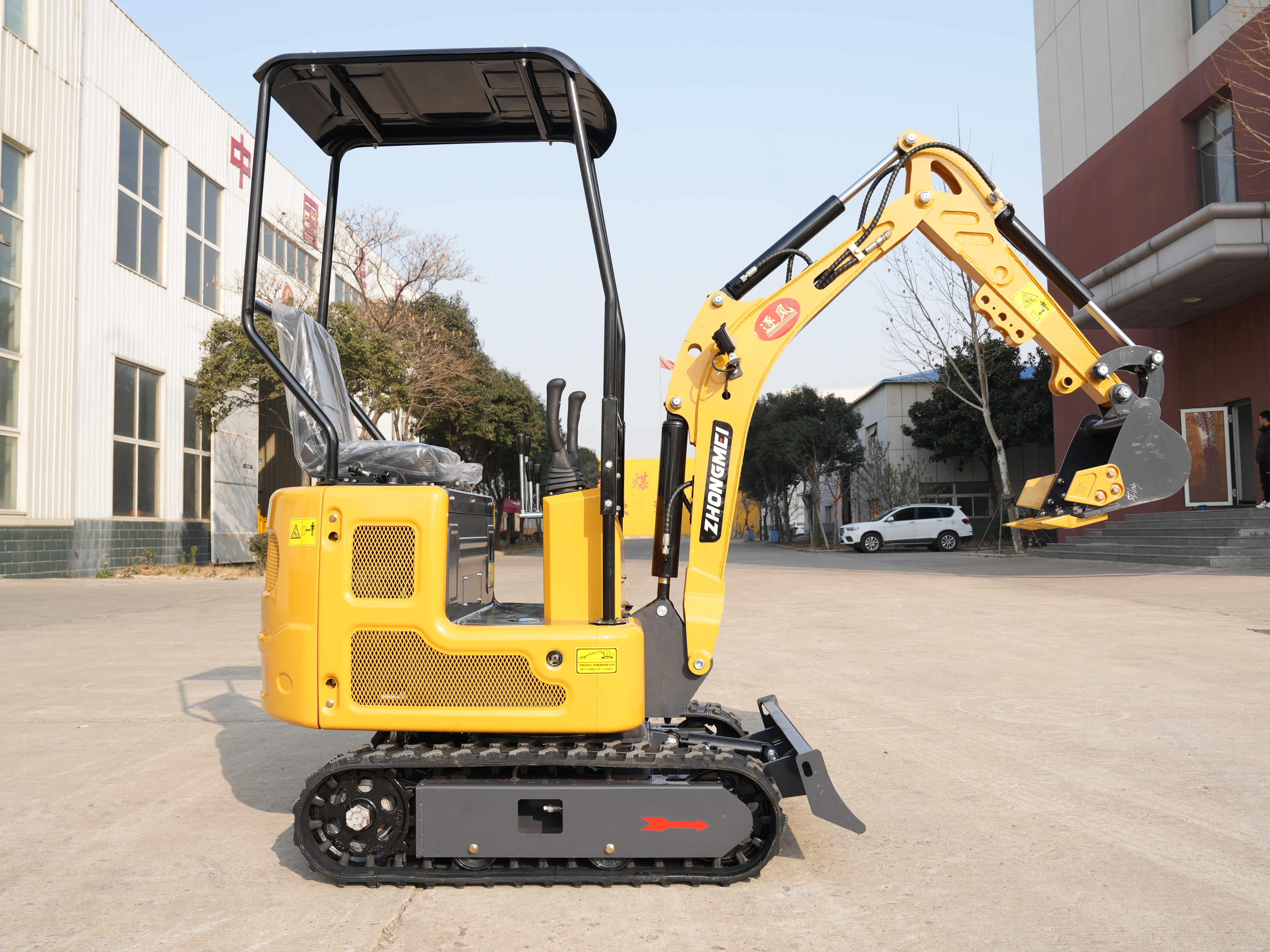 Crawler excavator, engineering micro excavator, demolition and crushing agricultural excavator, suitable for orchard and greenhouse construction